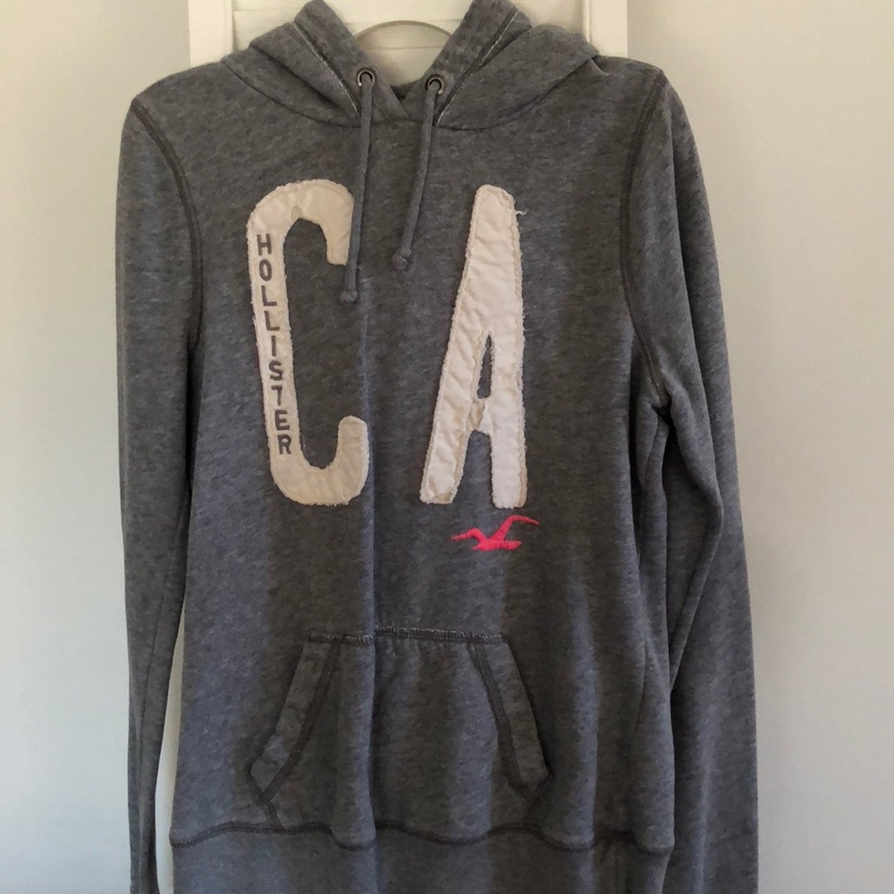 Pullover hoodie
